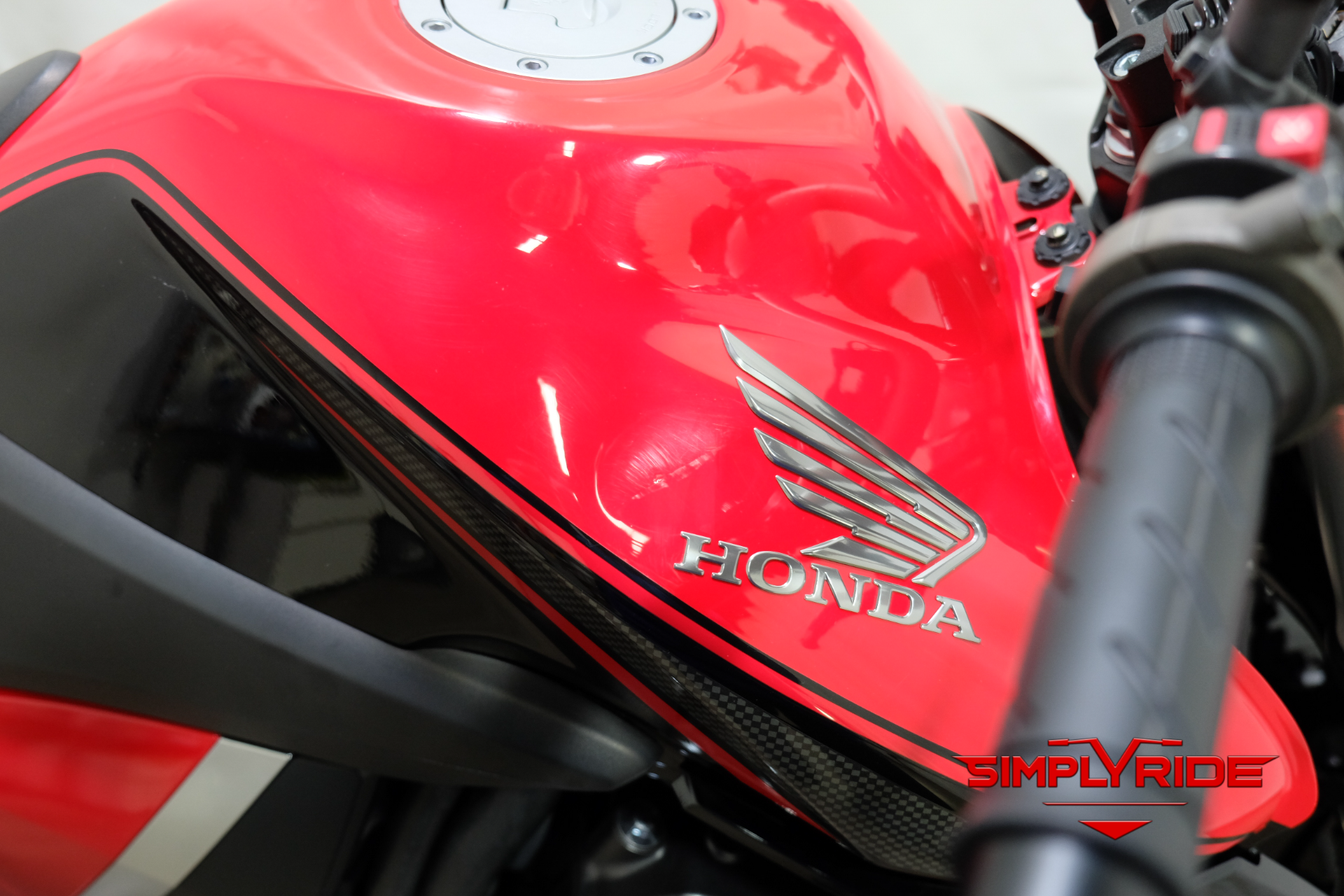 2015 Honda CB1000R in Eden Prairie, Minnesota - Photo 10