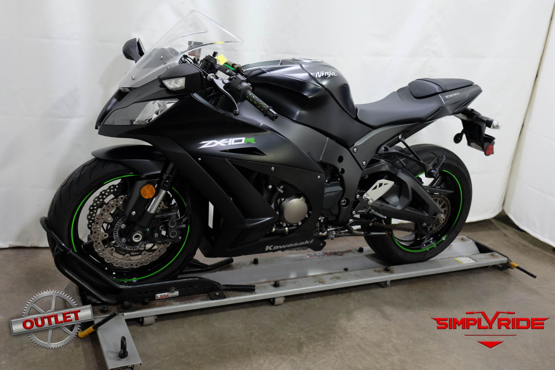 2015 Kawasaki Ninja® ZX™-10R in Eden Prairie, Minnesota - Photo 4