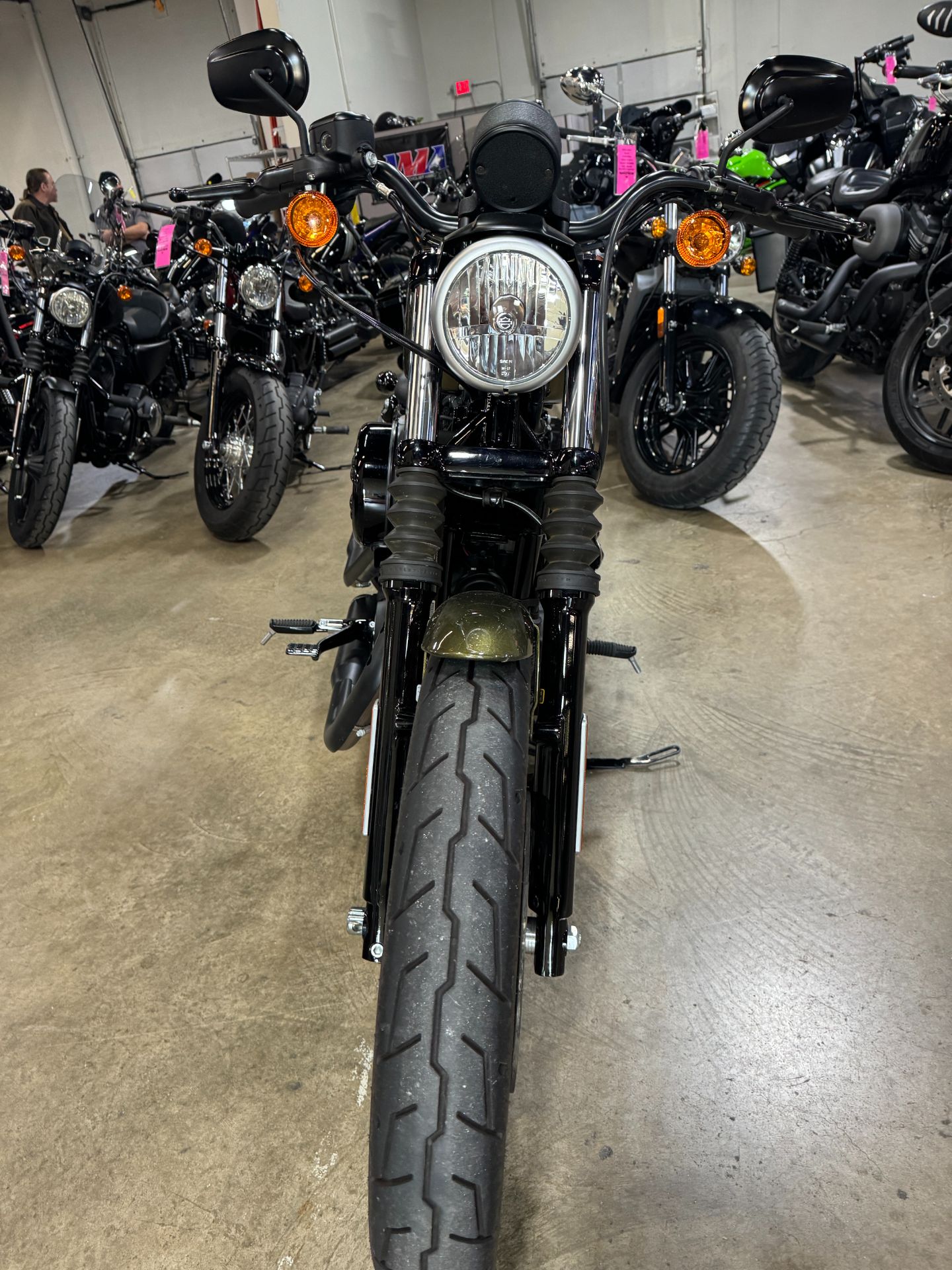 2016 Harley-Davidson Iron 883 in Eden Prairie, Minnesota - Photo 10