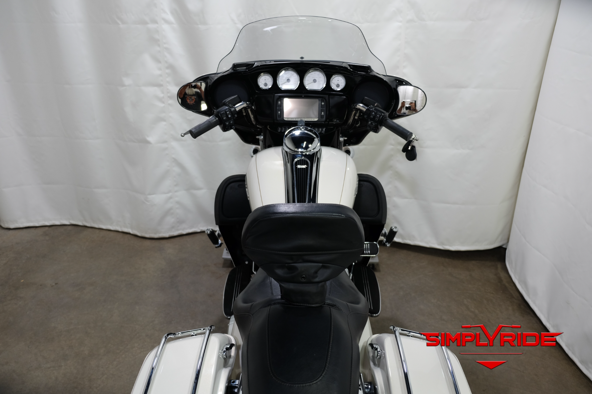 2014 Harley-Davidson Street Glide® Special in Eden Prairie, Minnesota - Photo 25