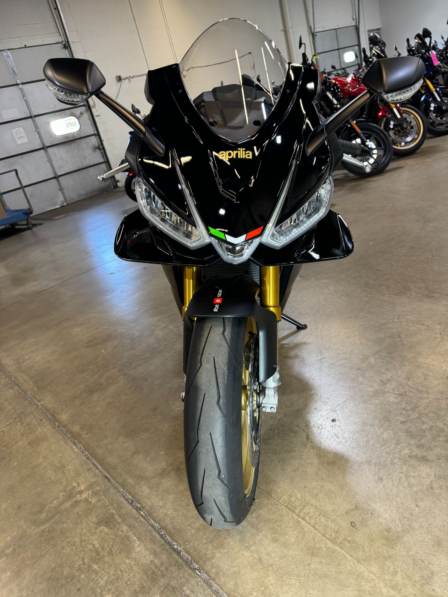 2022 Aprilia RSV4 1100 Factory in Eden Prairie, Minnesota - Photo 8