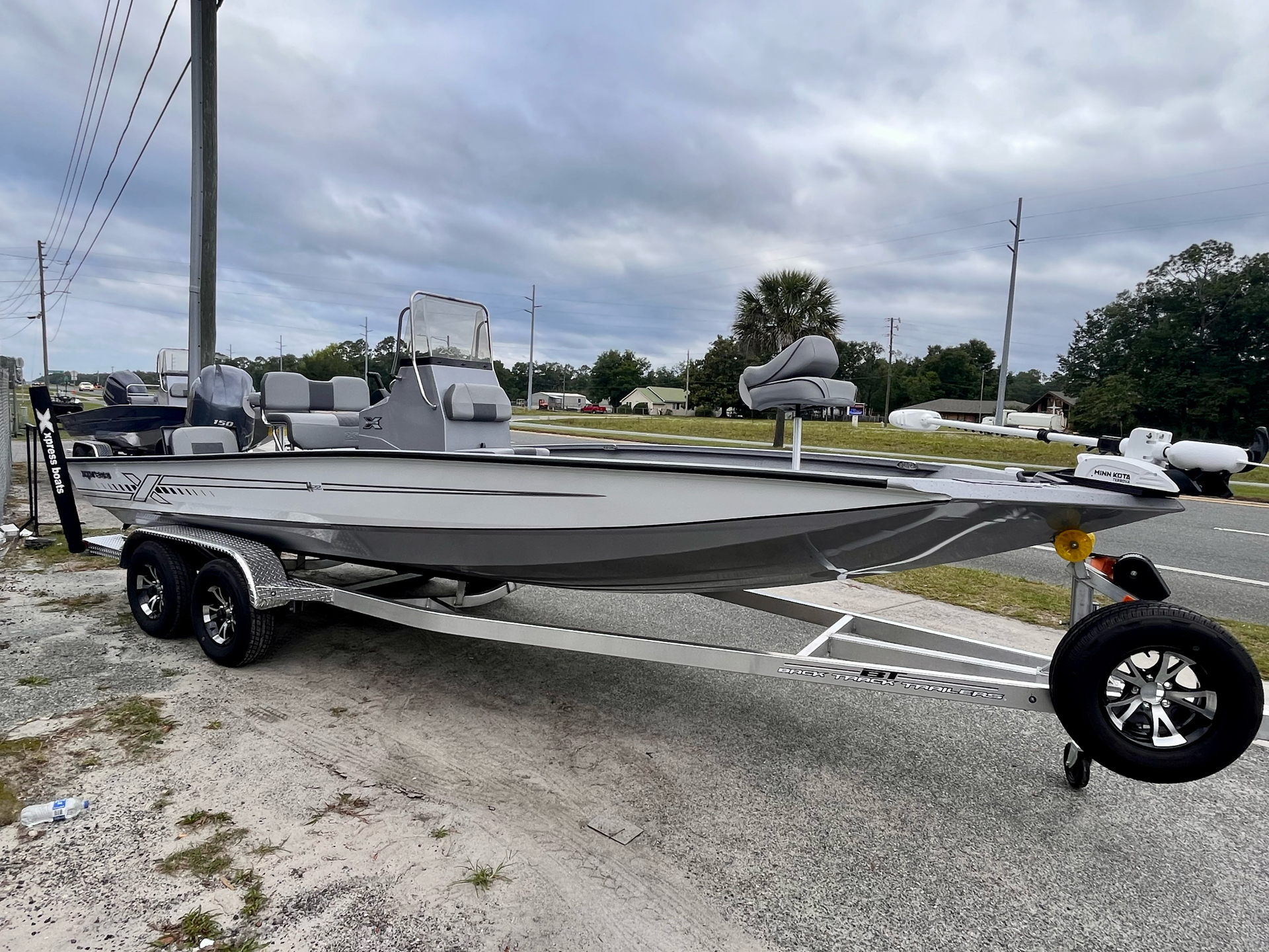 2023 Xpress H22 BAY in Perry, Florida - Photo 1