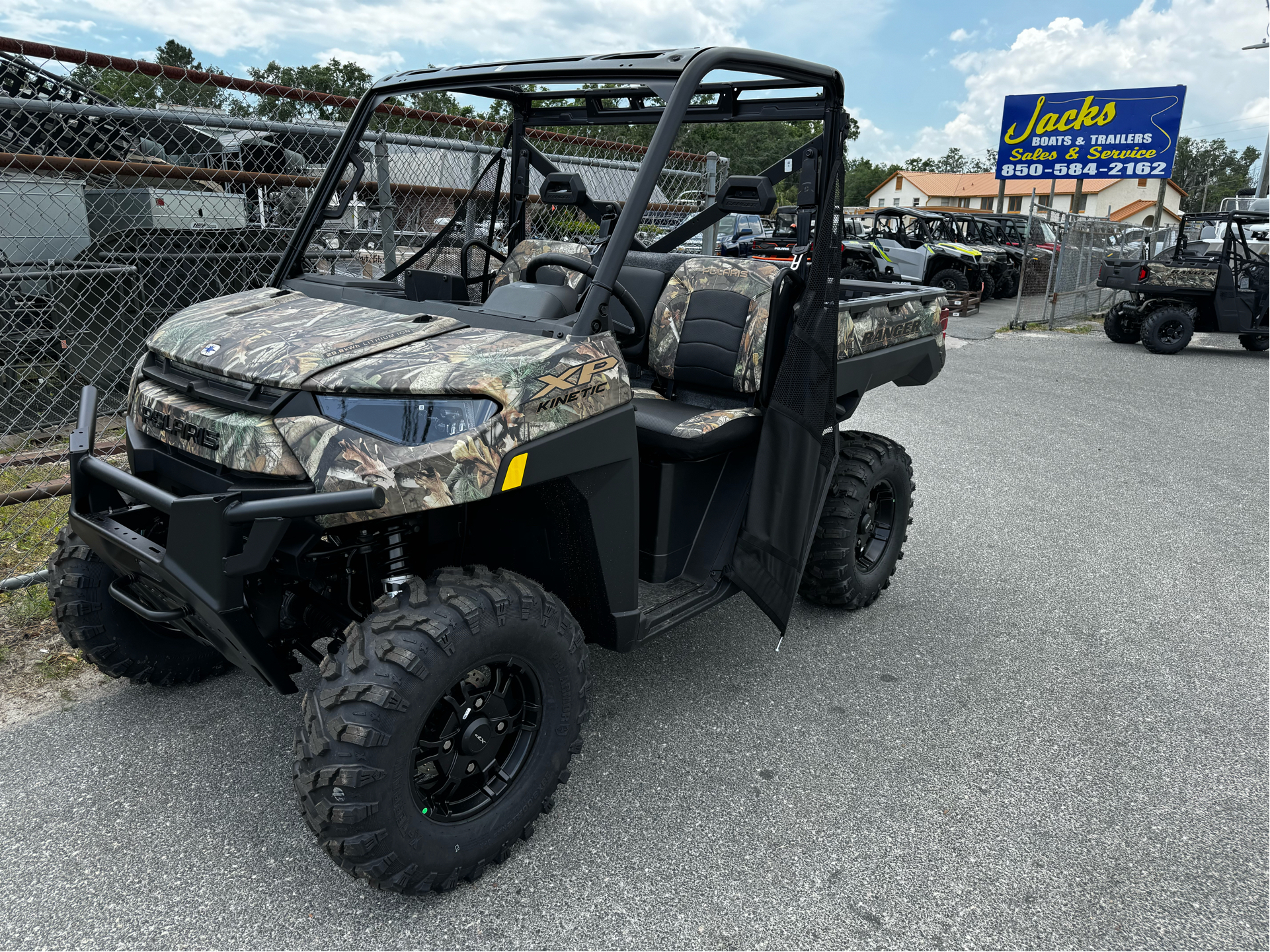 2024 Polaris Ranger XP Kinetic Ultimate in Perry, Florida - Photo 1