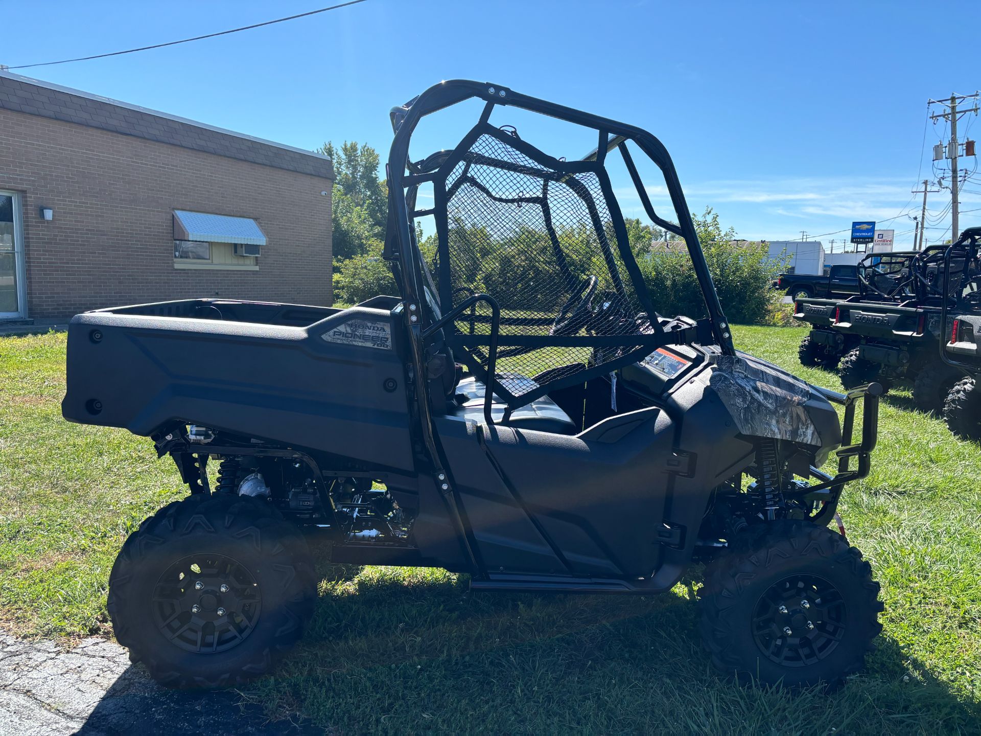 2025 Honda Pioneer 700 Forest in Sterling, Illinois - Photo 2