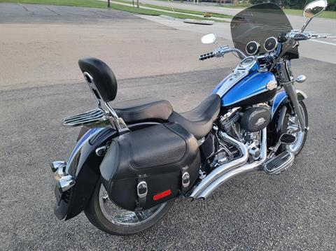 2010 Harley-Davidson CVO™ Softail® Convertible in Sterling, Illinois - Photo 5