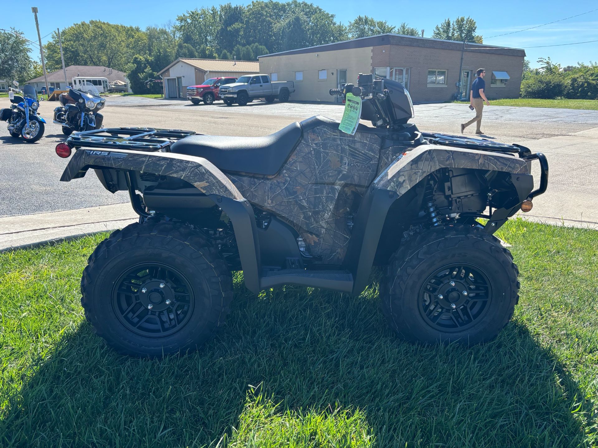 2024 Honda FourTrax Foreman Rubicon 4x4 Automatic DCT EPS Deluxe in Sterling, Illinois - Photo 2