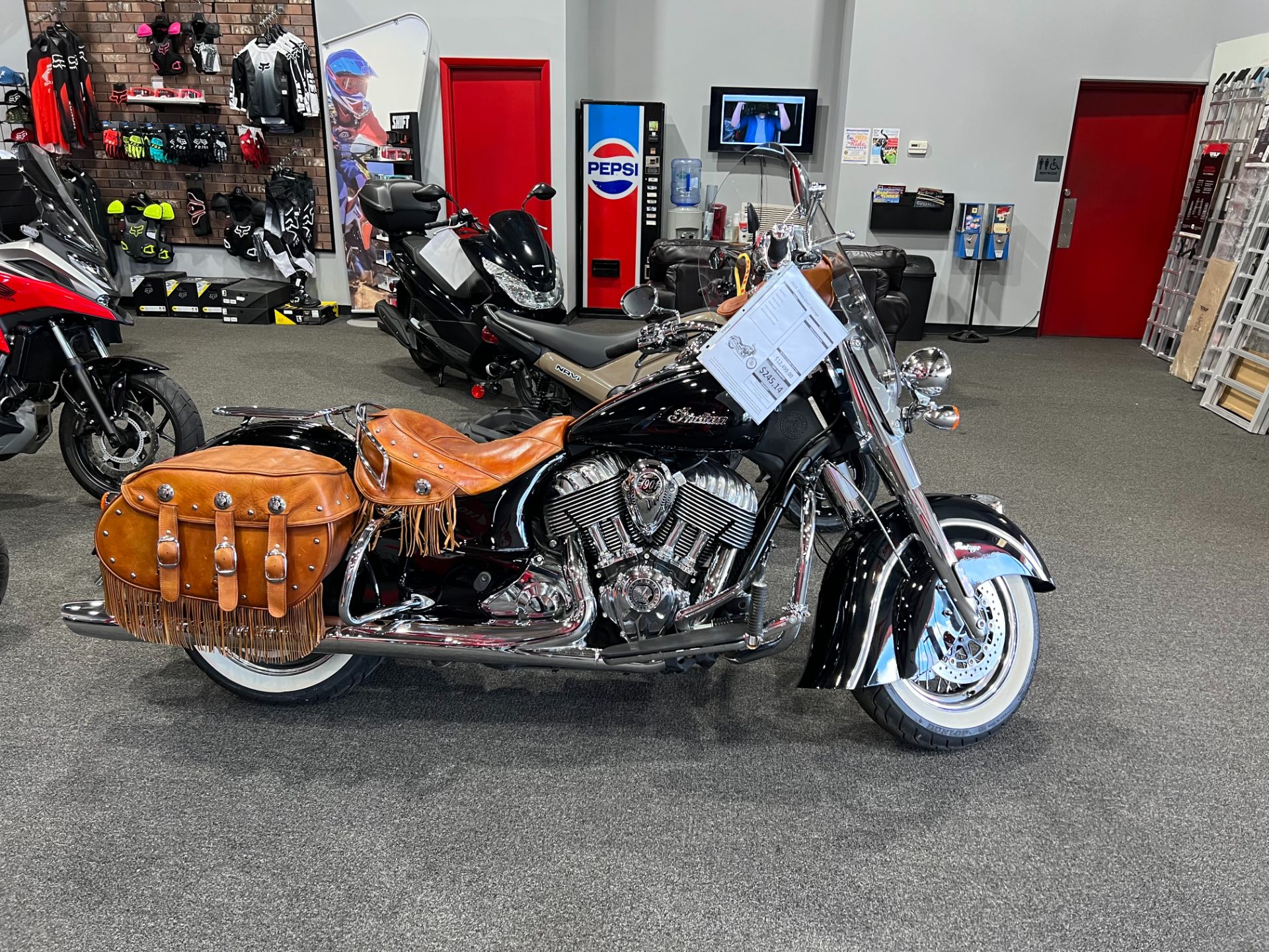 2014 Indian Chief® Vintage in Moon Township, Pennsylvania - Photo 2