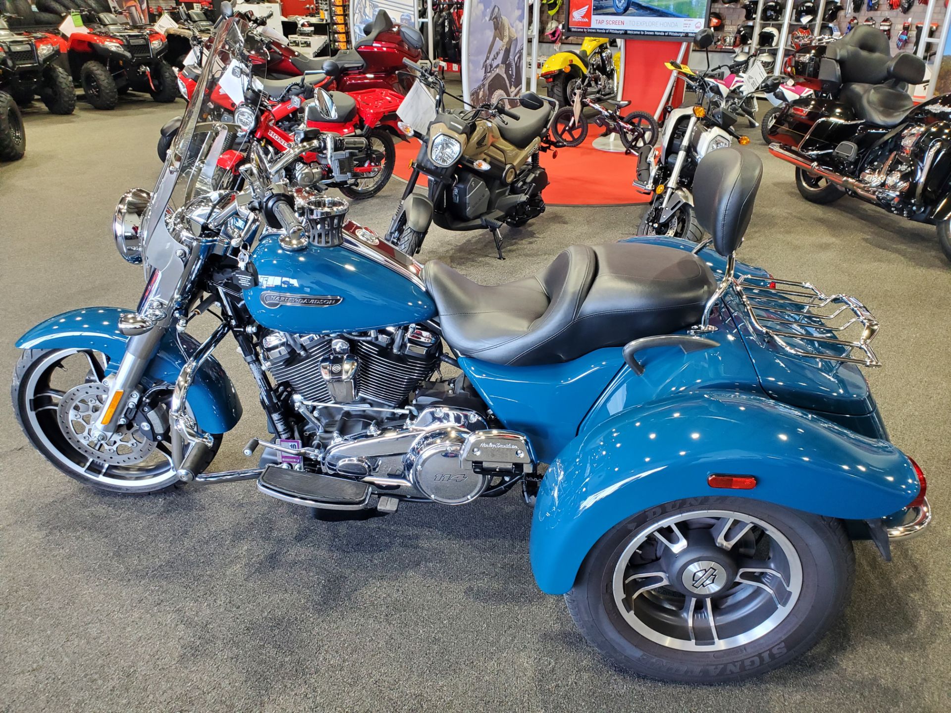 2021 Harley-Davidson Freewheeler® in Moon Township, Pennsylvania - Photo 2