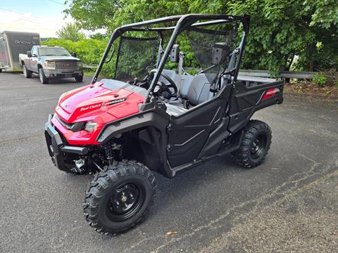 2024 Honda Pioneer 1000 in Moon Township, Pennsylvania - Photo 1