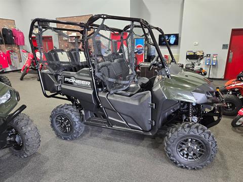 2025 Honda Pioneer 700-4 Deluxe in Moon Township, Pennsylvania