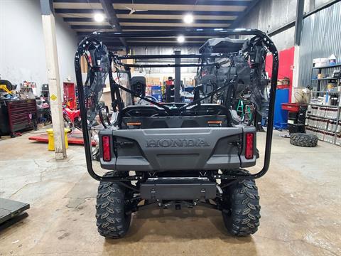 2024 Honda Pioneer 1000-5 Deluxe in Moon Township, Pennsylvania - Photo 4