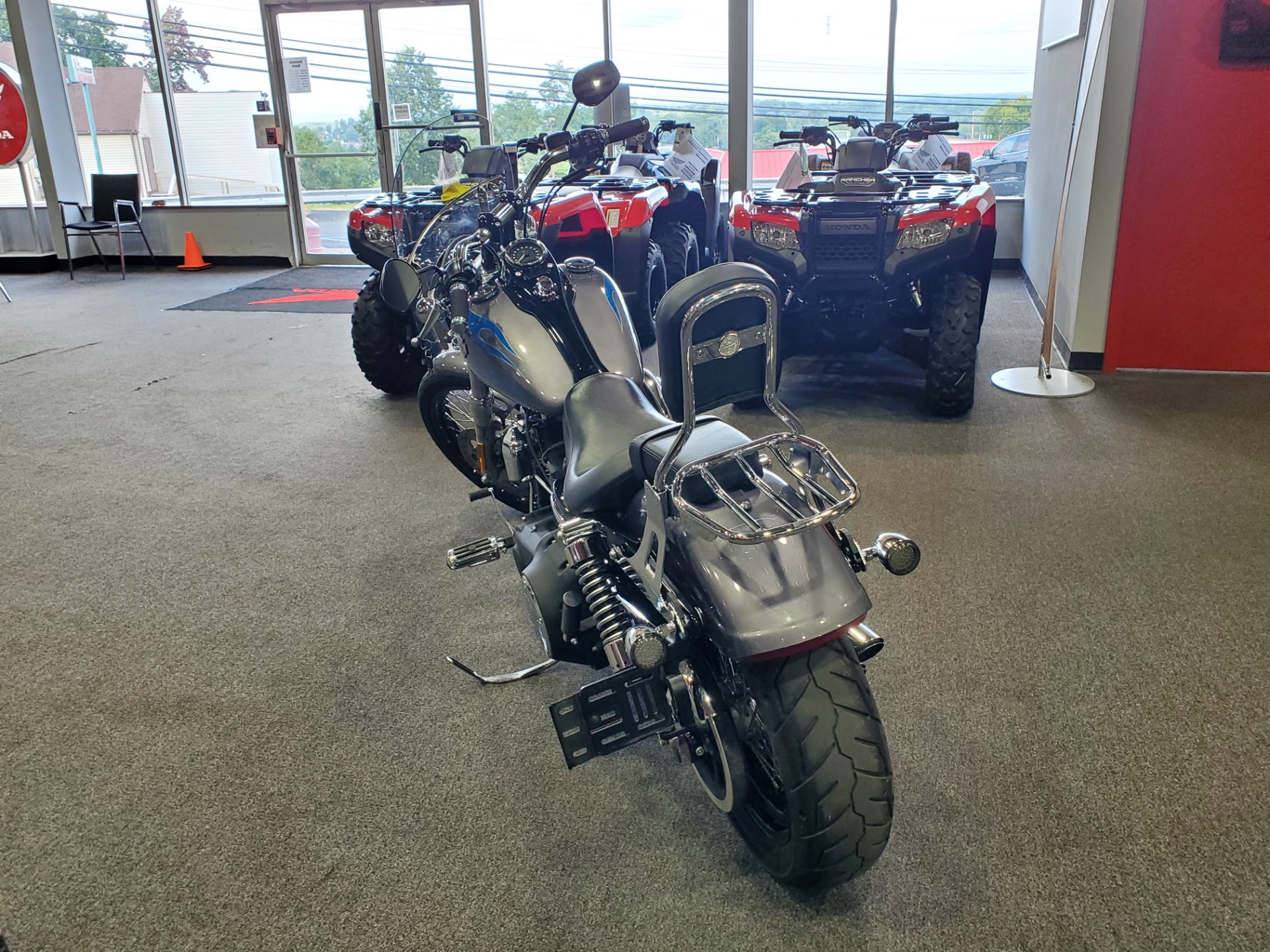 2014 Harley-Davidson Dyna® Wide Glide® in Moon Township, Pennsylvania - Photo 4