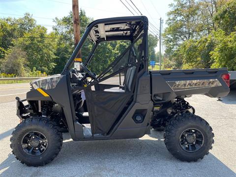 2025 Polaris Ranger 1000 Premium in Chicora, Pennsylvania - Photo 5