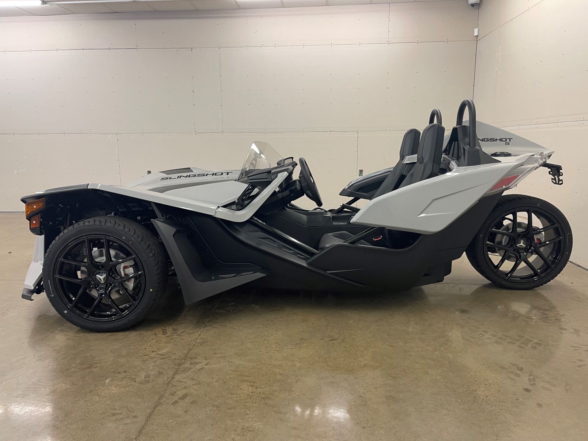 2022 Slingshot Slingshot S w/ Technology Package 1 AutoDrive in Chicora, Pennsylvania - Photo 2