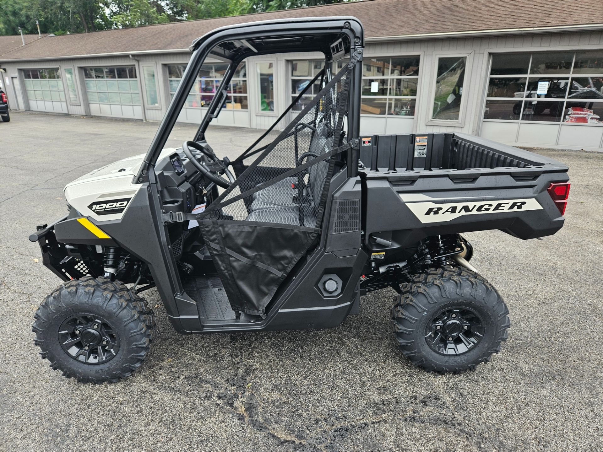 2025 Polaris Ranger 1000 Premium in Beaver Falls, Pennsylvania - Photo 2