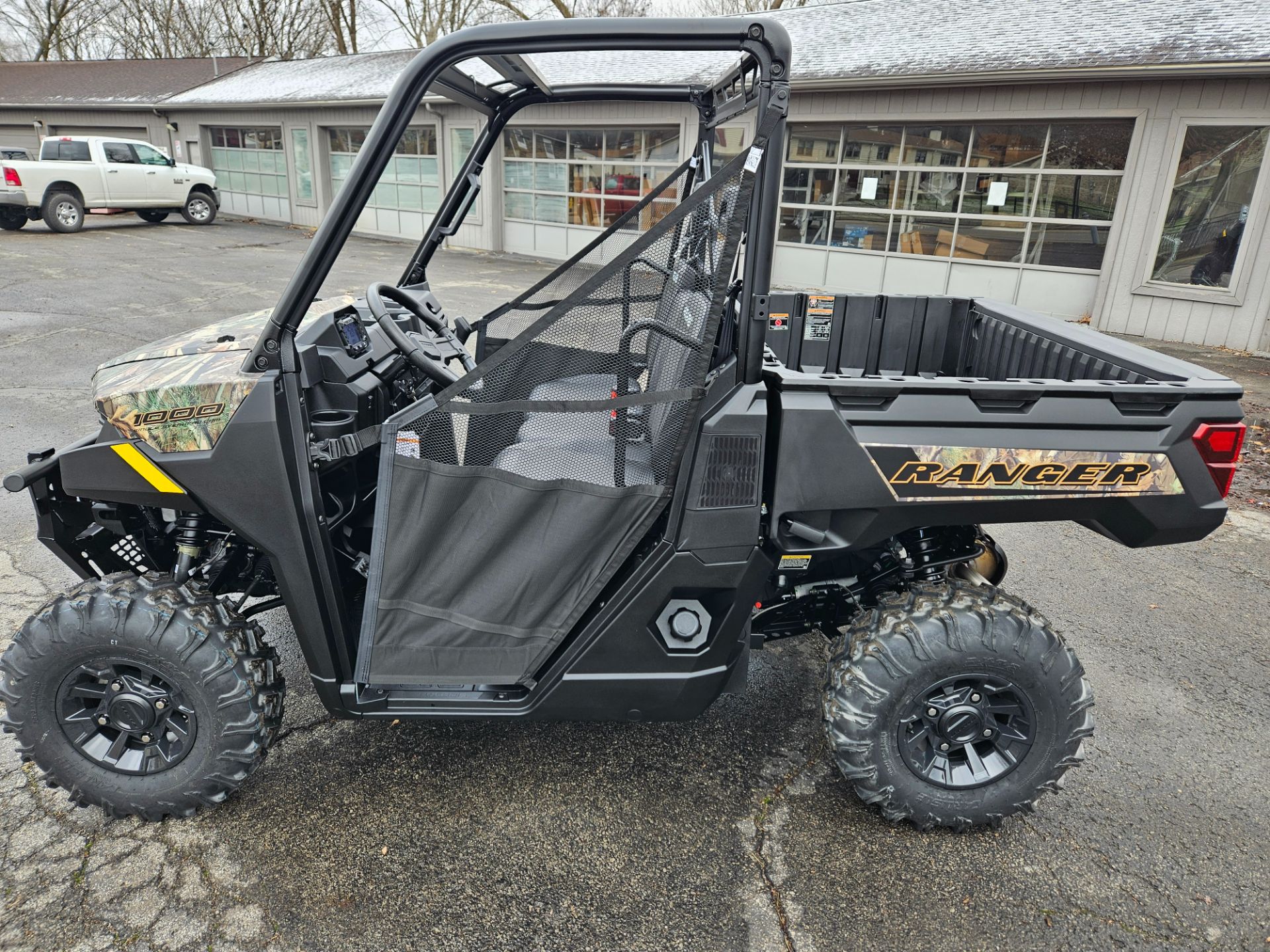 2024 Polaris Ranger 1000 Premium in Beaver Falls, Pennsylvania - Photo 2