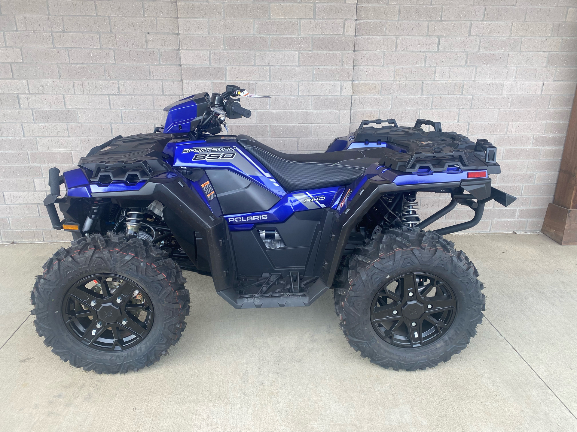 2024 Polaris Sportsman 850 Ultimate Trail in Conway, Arkansas - Photo 1