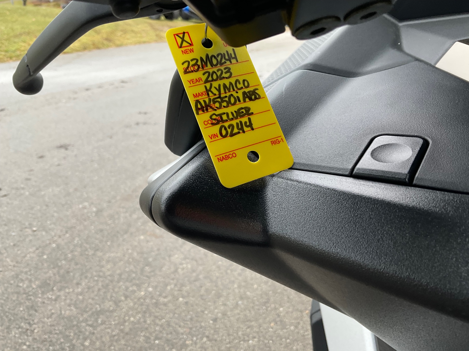 2023 Kymco AK 550i ABS in Howell, Michigan - Photo 19