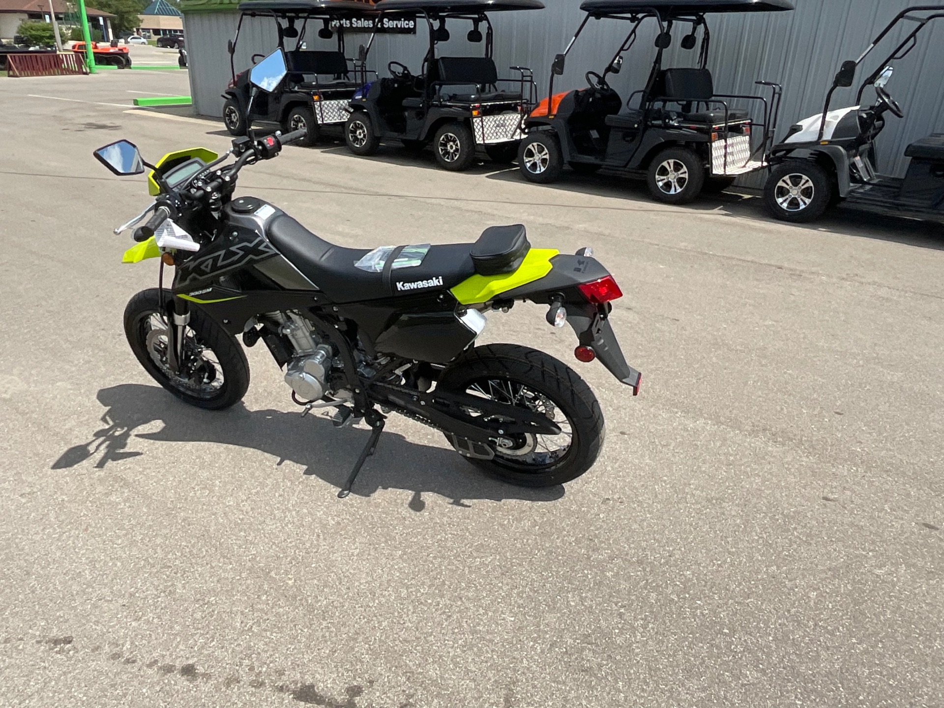 2023 Kawasaki KLX 300SM in Howell, Michigan - Photo 7