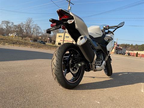 2023 Kawasaki Ninja 400 ABS in Howell, Michigan - Photo 8