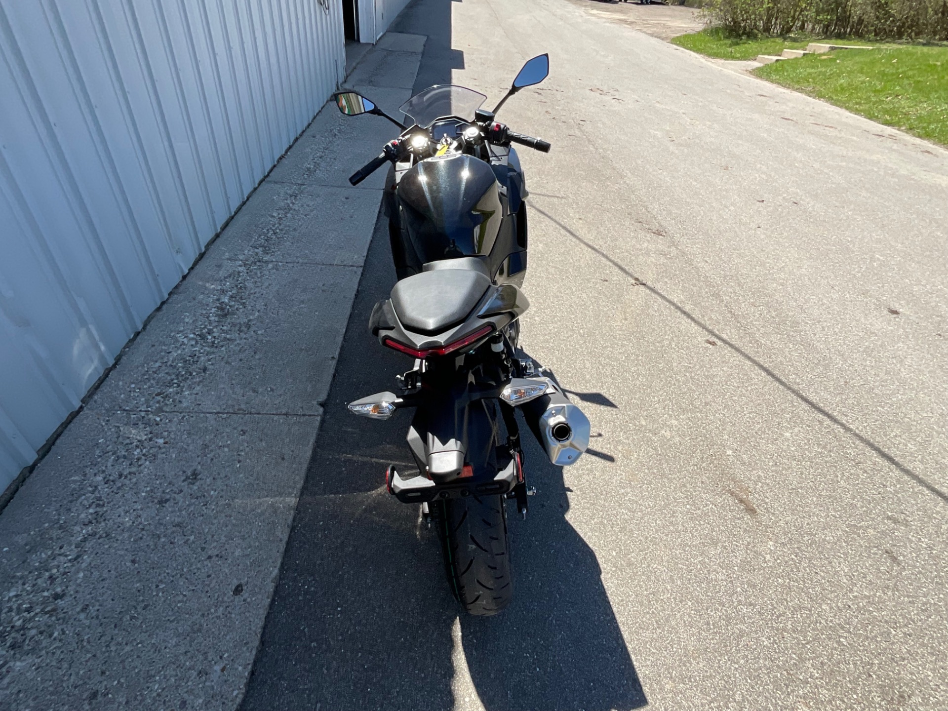 2024 Kawasaki Ninja 500 ABS in Howell, Michigan - Photo 7