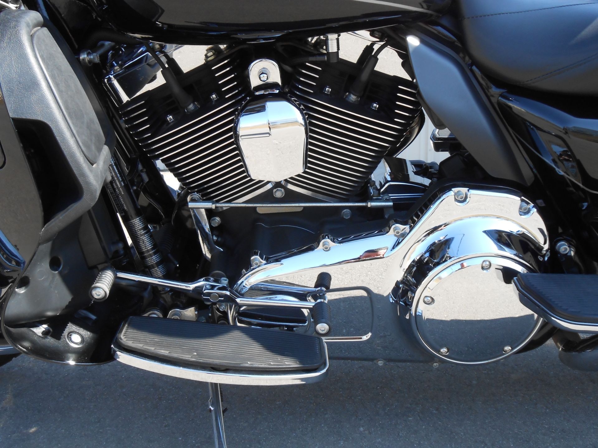 2014 Harley-Davidson Ultra Limited in Howell, Michigan - Photo 17