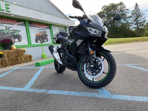 2023 Kawasaki Ninja 400 ABS in Howell, Michigan - Photo 9