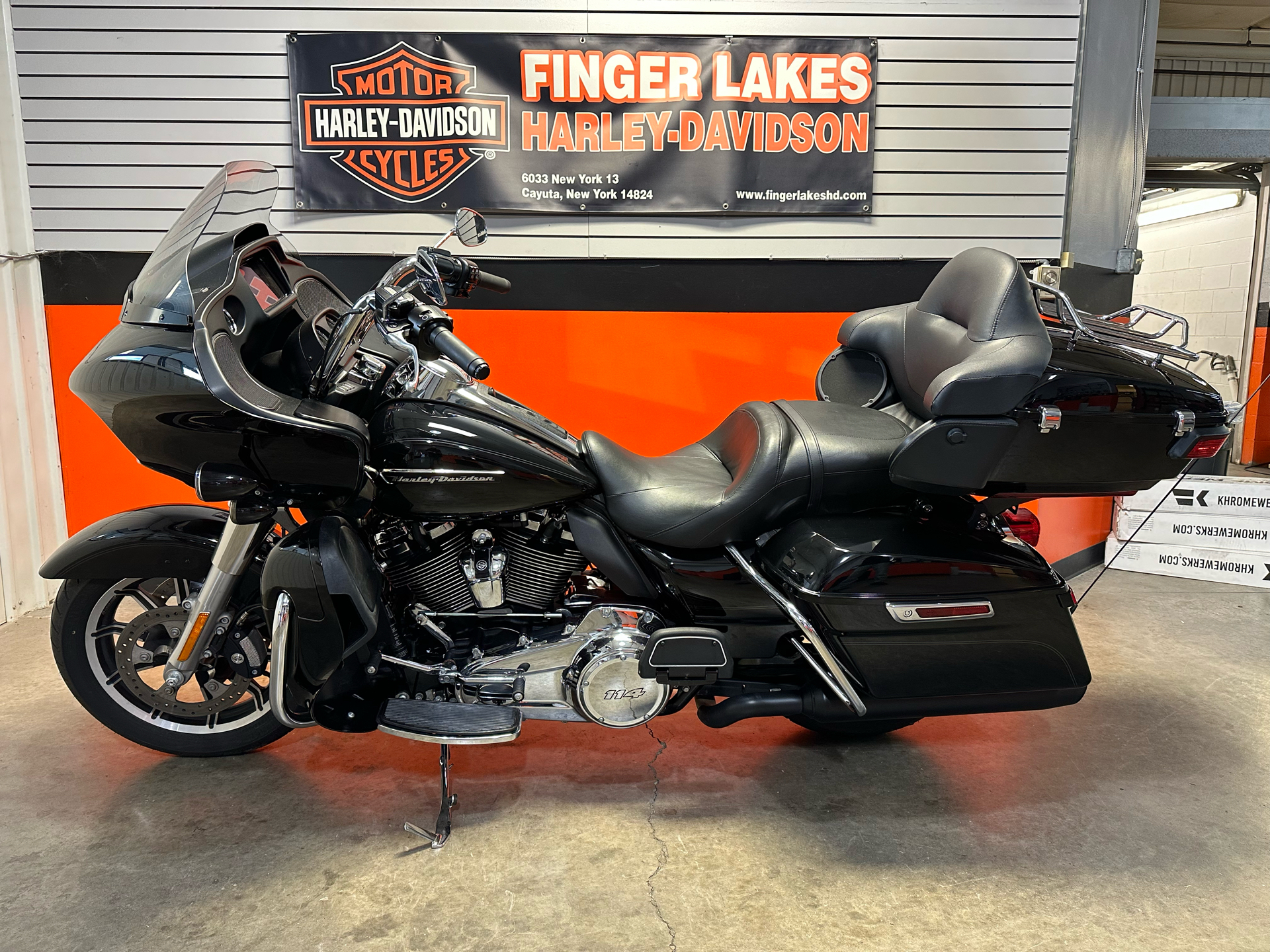 2019 Harley-Davidson Road Glide® Ultra in Cayuta, New York - Photo 2