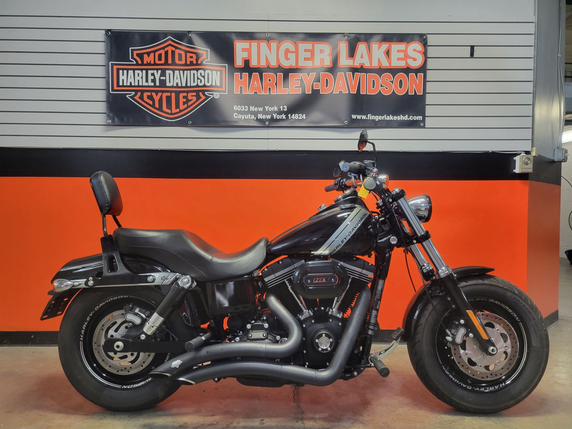 Used 17 Harley Davidson Fat Bob Vivid Black Motorcycles In Syracuse Ny