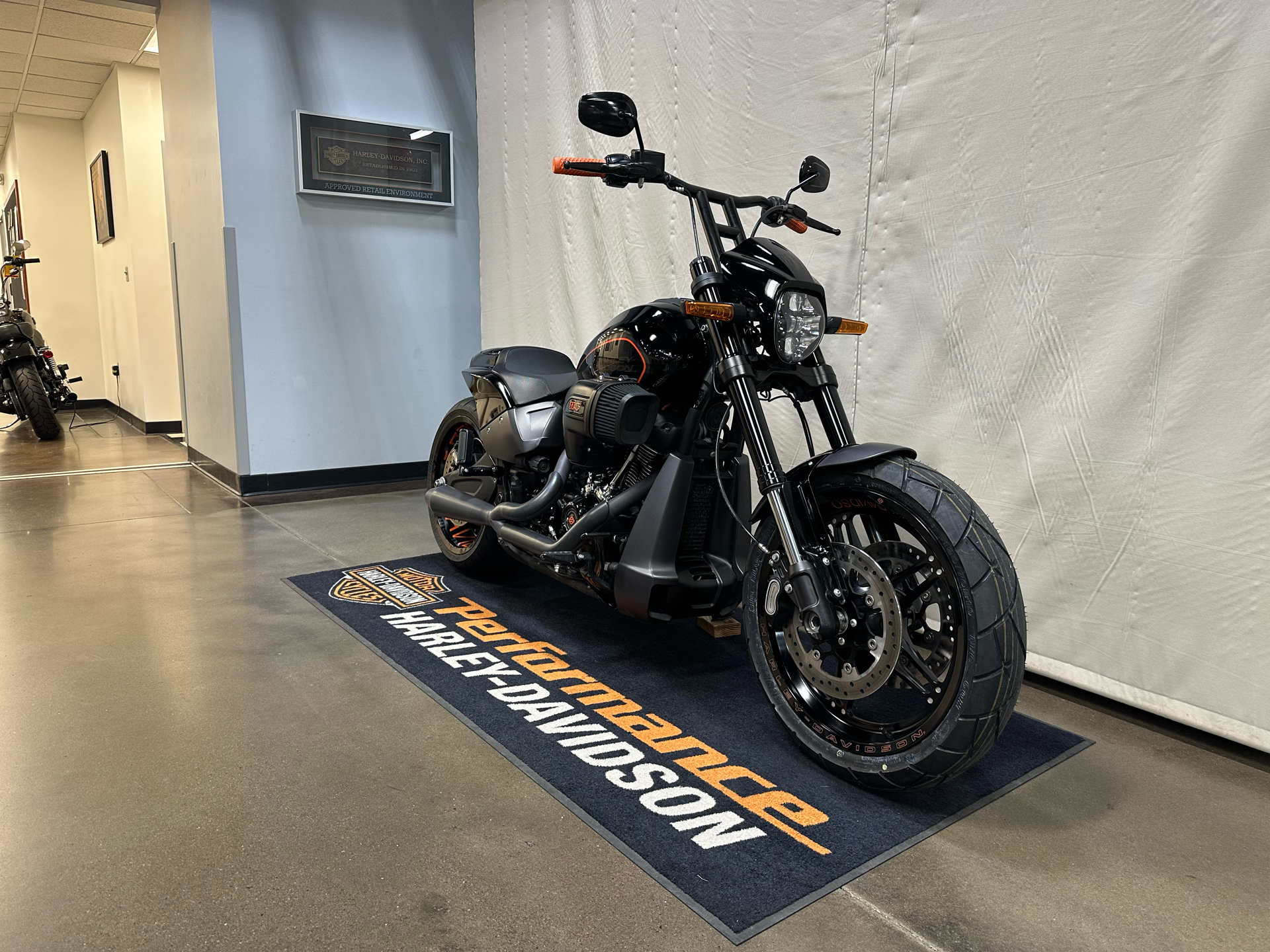 2019 Harley-Davidson FXDR™ 114 in Syracuse, New York - Photo 2