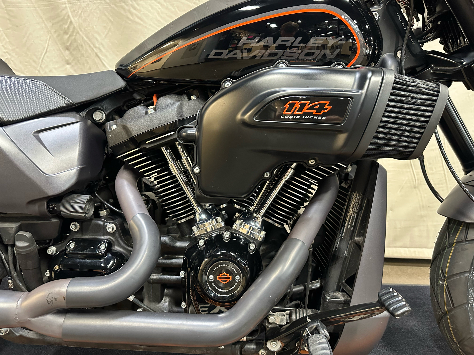 2019 Harley-Davidson FXDR™ 114 in Syracuse, New York - Photo 6