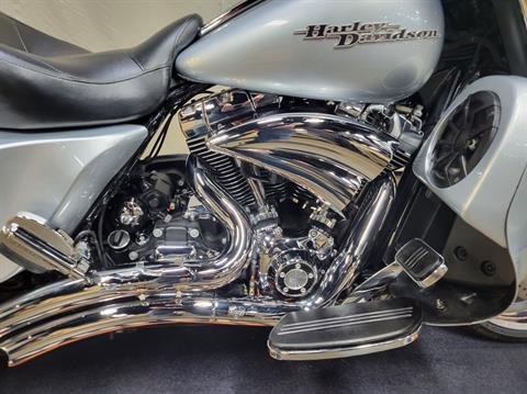 2014 Harley-Davidson Street Glide® in Syracuse, New York - Photo 6