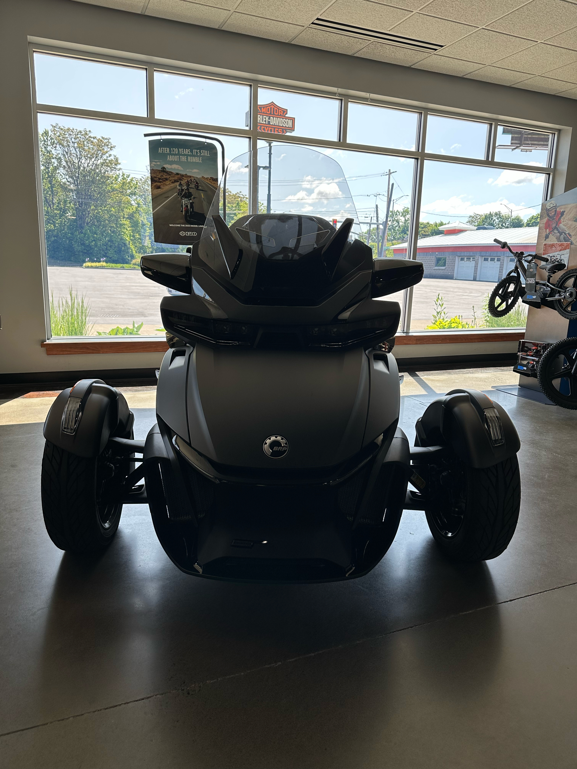 2022 Can-Am Spyder RT Limited in Syracuse, New York - Photo 1