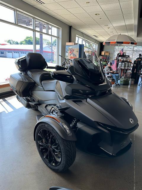 2022 Can-Am Spyder RT Limited in Syracuse, New York - Photo 2