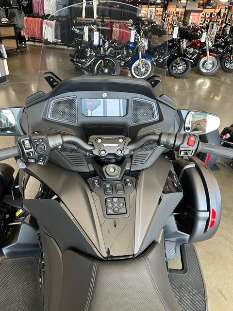 2022 Can-Am Spyder RT Limited in Syracuse, New York - Photo 5