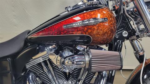 2009 Harley-Davidson CVO™ Dyna® Fat Bob® in Syracuse, New York - Photo 2