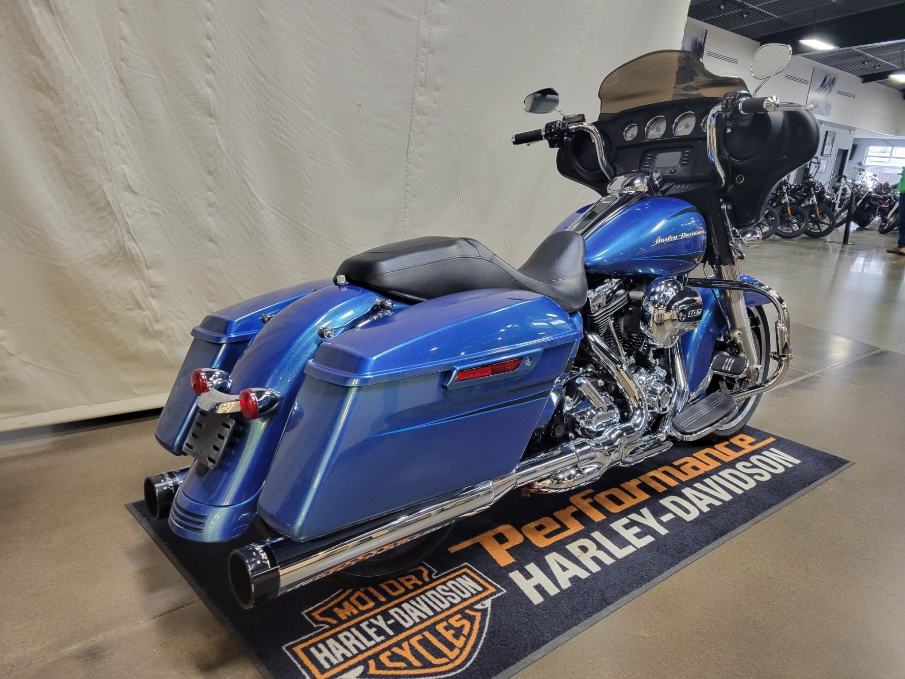2014 Harley-Davidson Street Glide® in Syracuse, New York - Photo 3