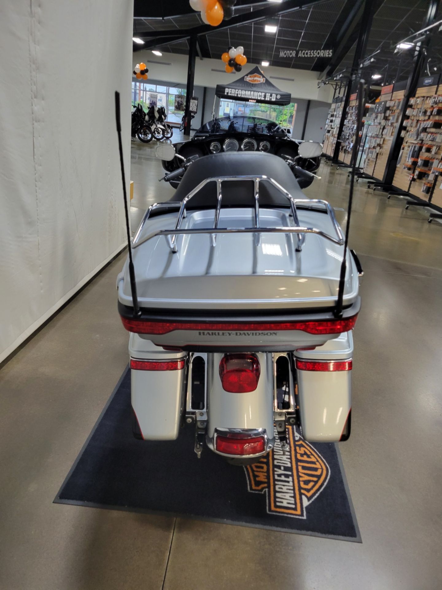 2015 Harley-Davidson Ultra Limited in Syracuse, New York - Photo 5