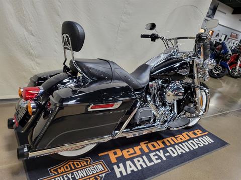 2015 Harley-Davidson Road King® in Syracuse, New York - Photo 3