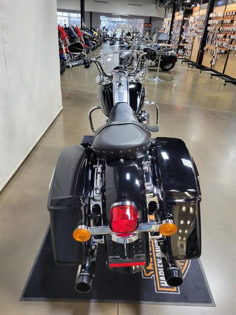 2015 Harley-Davidson Road King® in Syracuse, New York - Photo 4