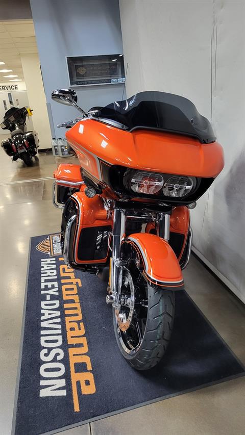 2022 Harley-Davidson CVO™ Road Glide® Limited in Syracuse, New York - Photo 3