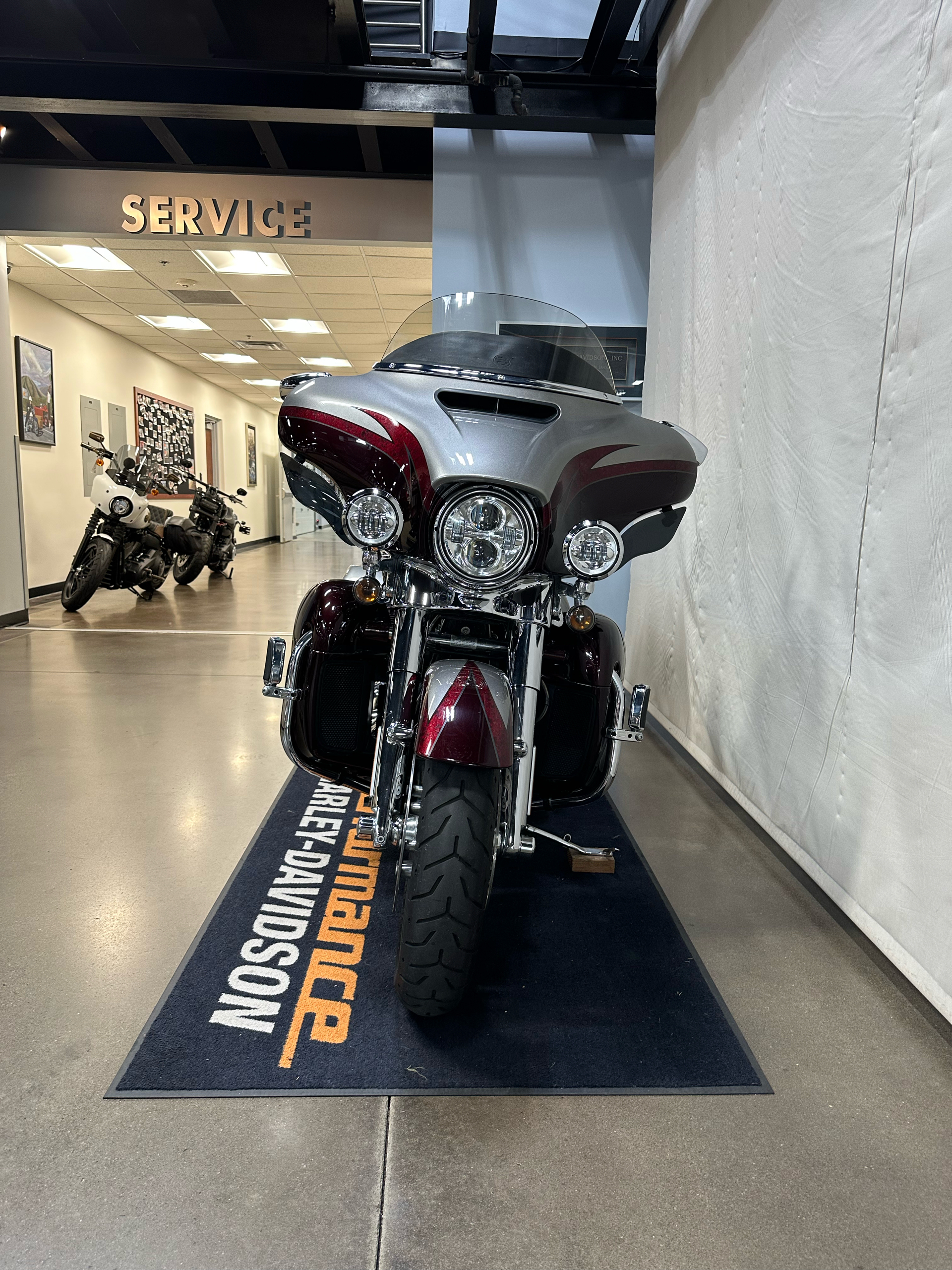 2015 Harley-Davidson CVO™ Limited in Syracuse, New York - Photo 4