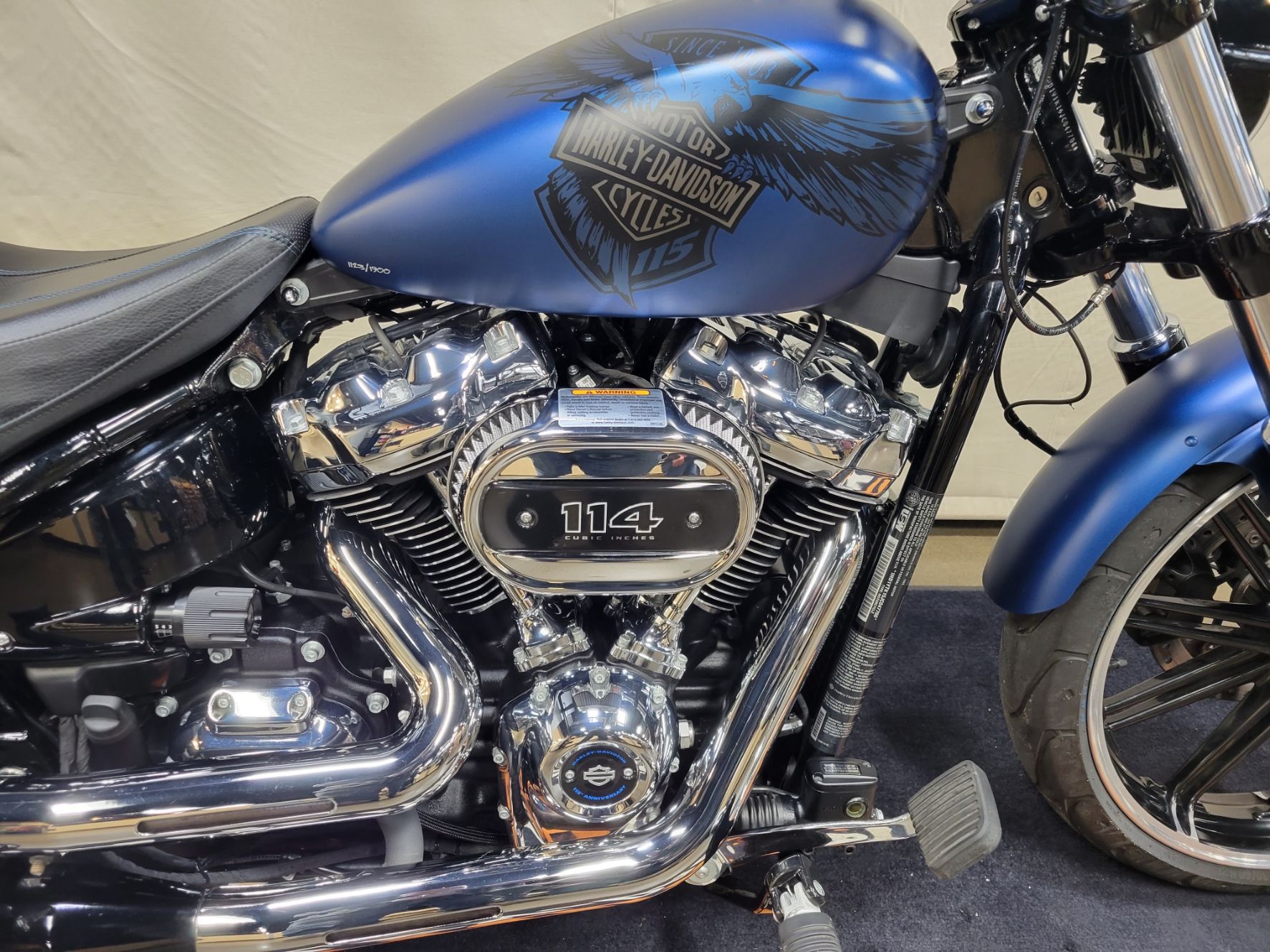 2018 Harley-Davidson 115th Anniversary Breakout® 114 in Syracuse, New York - Photo 4
