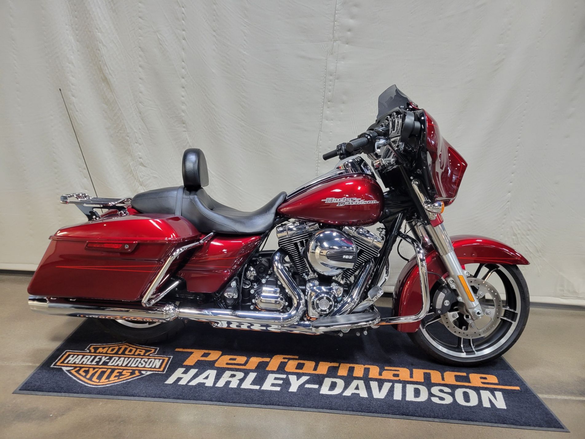 2016 Harley-Davidson Street Glide® Special in Syracuse, New York - Photo 1