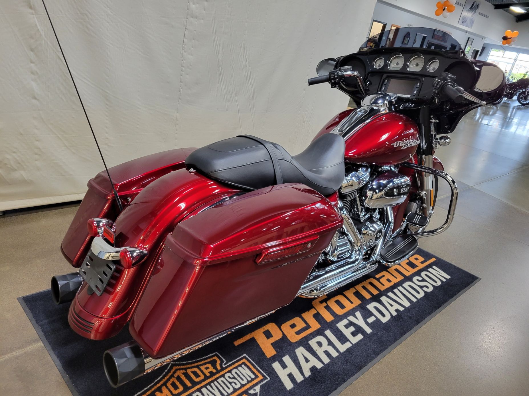 2017 Harley-Davidson Street Glide® Special in Syracuse, New York - Photo 3