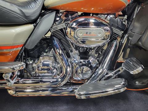 2009 Harley-Davidson CVO™ Ultra Classic® Electra Glide® in Syracuse, New York - Photo 4