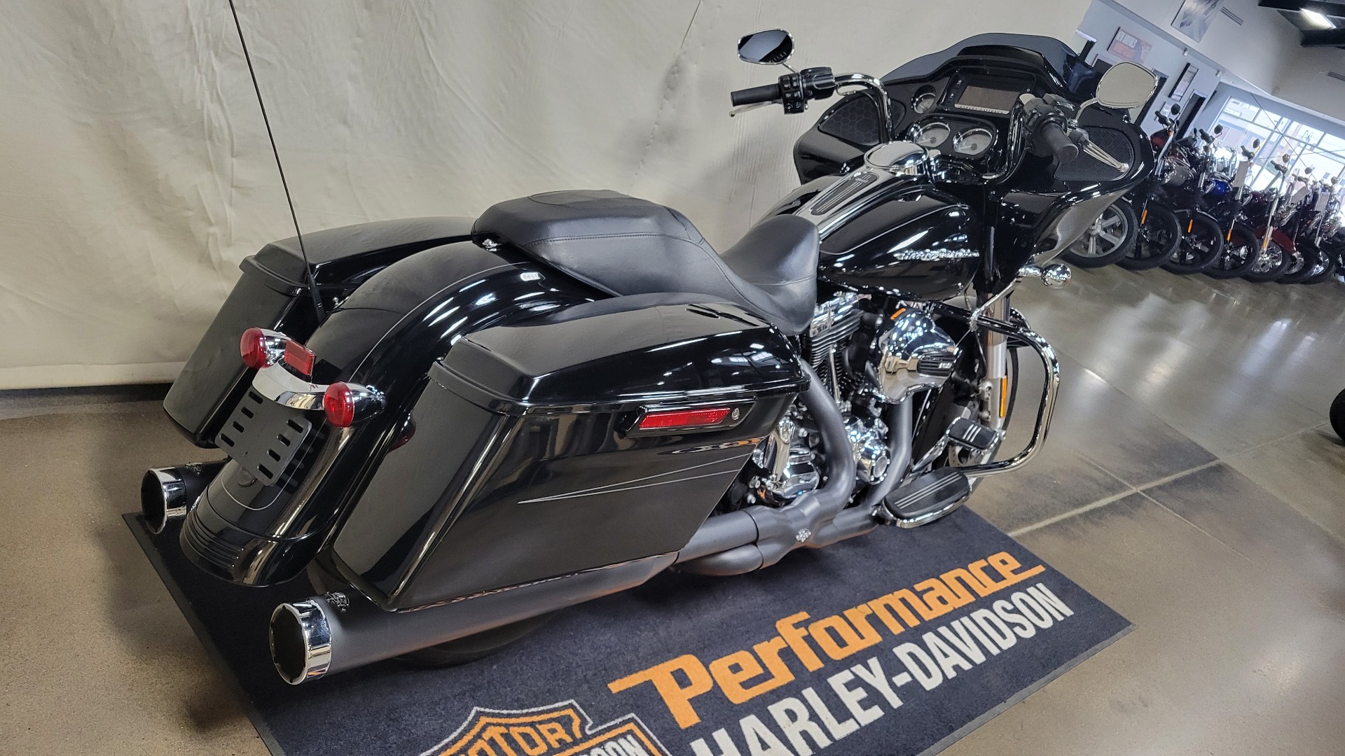 2016 Harley-Davidson Road Glide® Special in Syracuse, New York - Photo 3