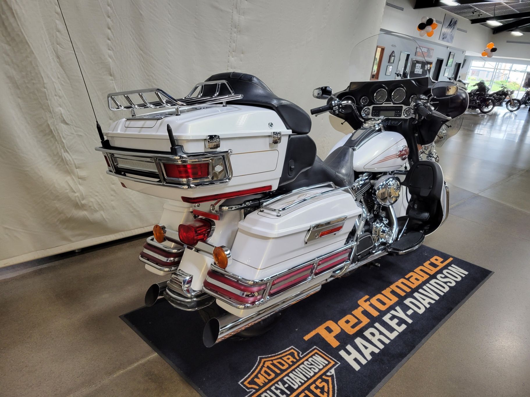 2007 Harley-Davidson FLHTCU Ultra Classic® Electra Glide® in Syracuse, New York - Photo 3