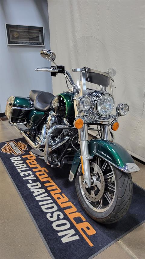 2015 Harley-Davidson Road King® in Syracuse, New York - Photo 3