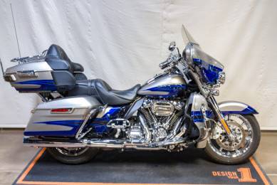 Used 17 Harley Davidson Cvo Limited Palladium Silver Phantom Blue Motorcycles In Syracuse Ny B